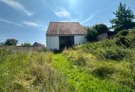 Ländliches Paradies - Sanierungsbedürftiges Landhaus auf großem Grundstück!