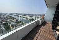 2 Zimmer Erstbezug mit atemberaubenden Blick auf die Donau! Pool, Sauna, Gym inklusive!