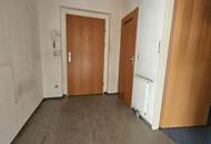 PROVISIONSFREIE 3 ZIMMER DACHGESCHOSSWOHNUNG ! FLORIANIWEG 1!