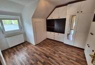 Sanierte Doppelhaushälfte in Ternitz, 4 Zimmer, Garten, Balkon & Grünblick!