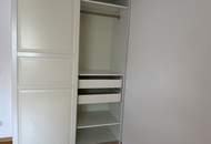 3 Zimmer mit Balkon inklusive Tiefgaragen-Stellplatz, Hoflage!