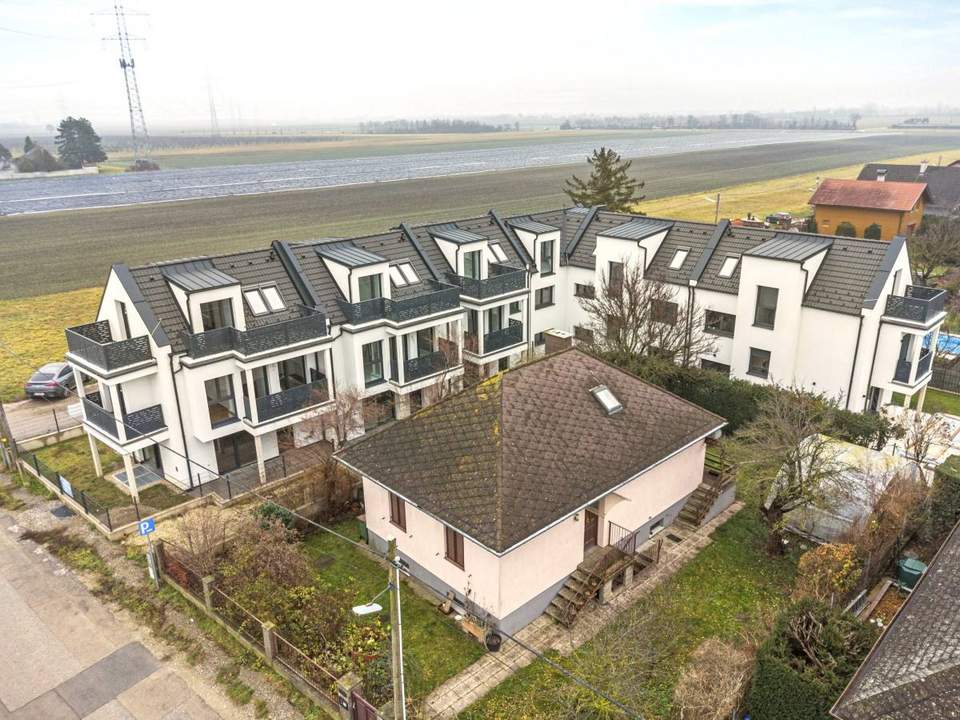 ++ MODERNES REIHENHAUS ++ mit BALKON, TERRASSE und WOHNKELLER