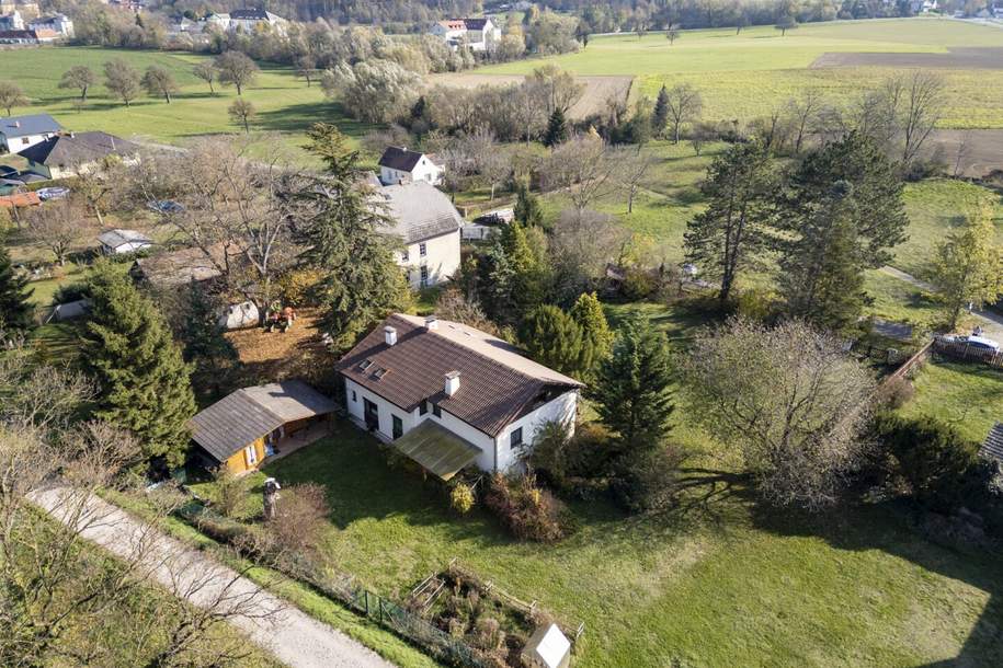 Hier können Sie sich Ihr Traum-Refugium schaffen | 1.879 m² Naturparadies mit eigenem Brunnen &amp; Weitblick | Bestandshaus sanier- und ausbaubar, Haus-kauf, 790.000,€, 2821 Wiener Neustadt(Land)