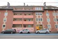 Zwei-Zimmer-Wohnung mit Loggia nahe dem St. Peter Schulzentrum