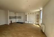 unbefristete 3 Zimmer Dachgeschosswohnung mit Terrasse
