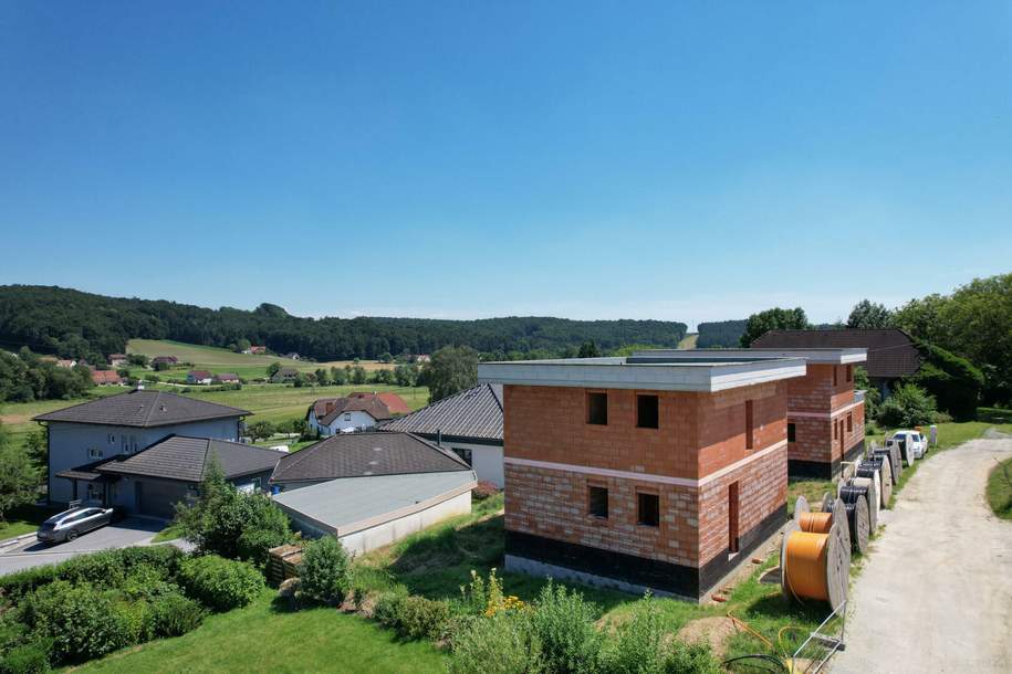 Realisieren Sie Ihre Träume! Ziegelmassivhaus zum Fertigstellen in Bestlage!, Haus-kauf, 149.000,€, 8230 Hartberg-Fürstenfeld