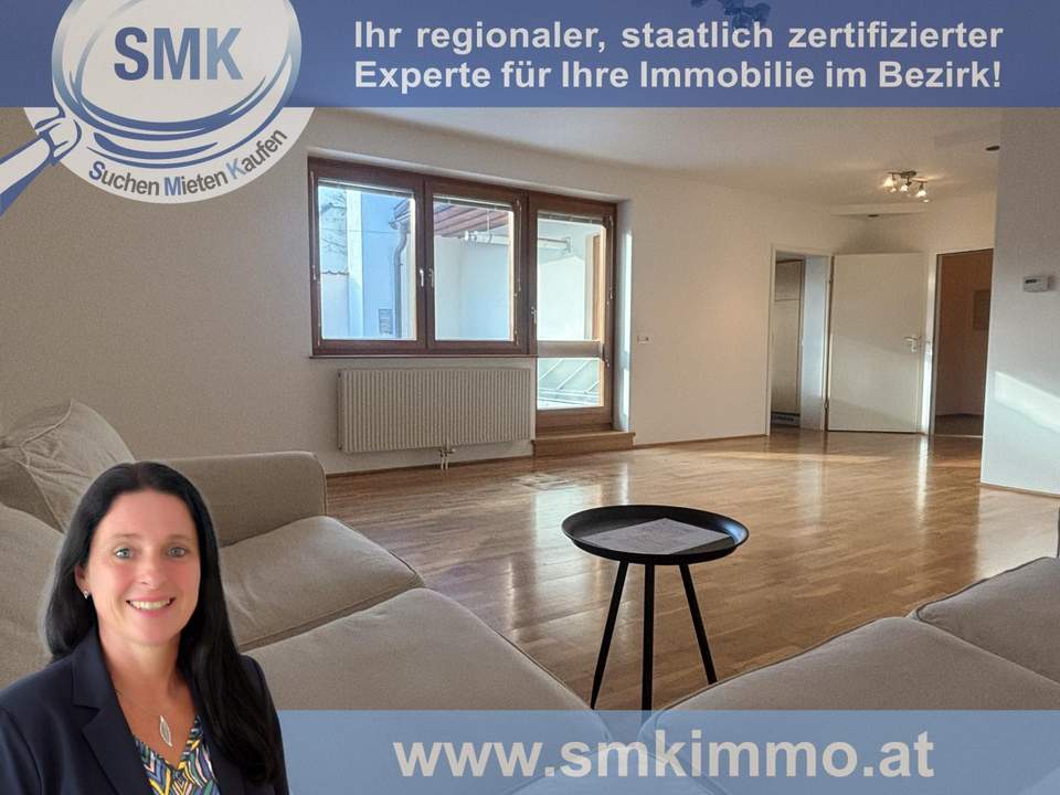 Renoviertes helles Apartment mit großer Terrasse!