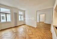 Zeitlose Eleganz im Stilaltbau - Luxuriös sanierte Traumwohnung