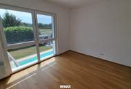 Modernes Einfamilienhaus mit Pool und Garage in Spratzern