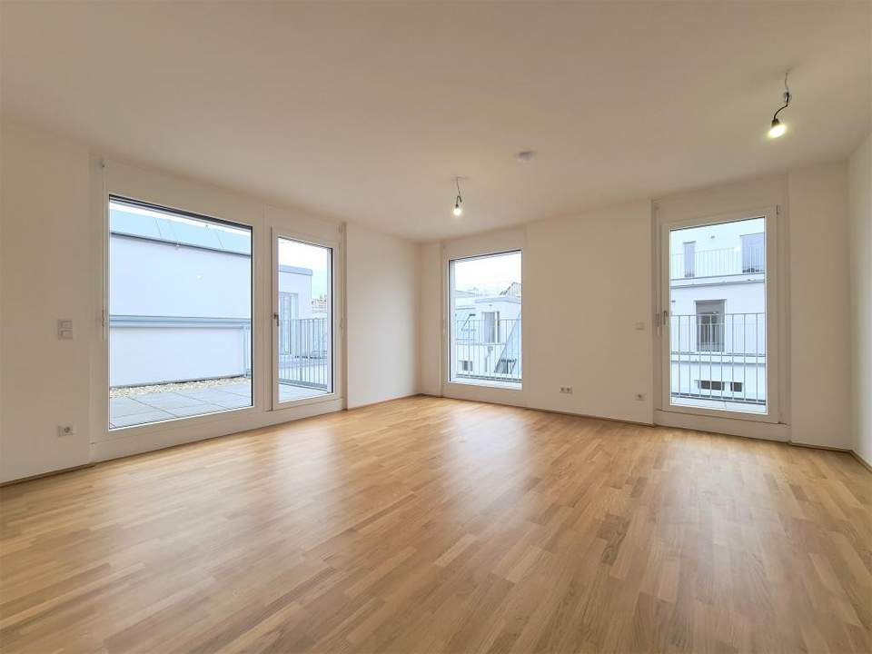 Klimatisierte DG-Wohnung mit 15m² Terrassenfläche! Koloniestraße beim FAC-Platz!