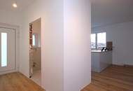 Kernsaniert und schlüsselfertig: Maisonette-Wohnung mit Garage und Garten