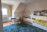 FAMILIENVILLA IN TRAUMLAGE MIT UNVERBAUBAREM AUSBLICK