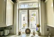 Wo Geschichte atmet und Ruhe wohnt - Ihre Altbauwohnung mit Balkon in Alt-Hietzing