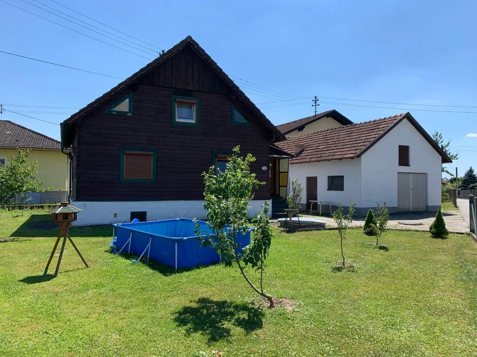 ***OPEN HOUSE, Freitag, 7. August 2026 von 13 - 16 Uhr*** Renovierungsbedürftiges Einfamilienhaus mit Nebengebäude in sonniger Lage nahe Schärding