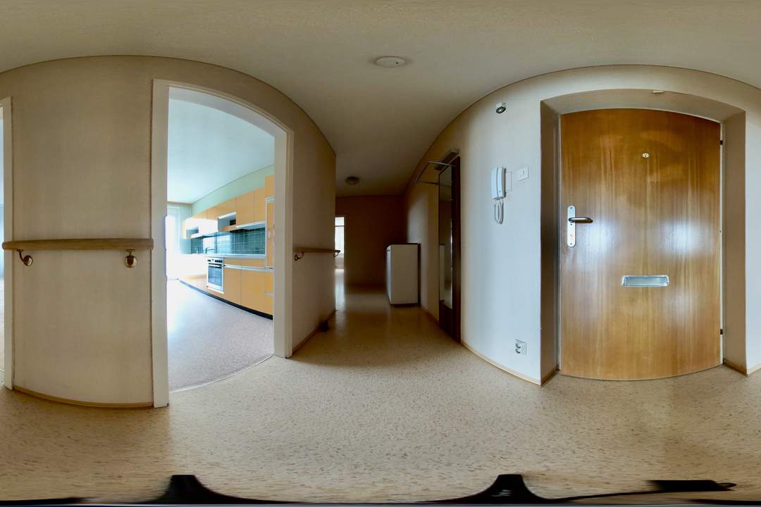 Raum für Ihre Vision – 2-Zimmer-Wohnung zur Modernisierung in guter Lage