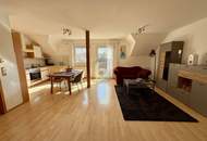 CHARMANTER UND VOLLMÖBLIERTER WOHNHIT AM LIESINGBACH