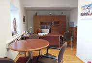 Helles Büro mit 2 separaten Räumen, Teeküche und optionalen Möglichkeiten