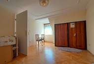 Haus mit Seeblick in grüner Ruhelage