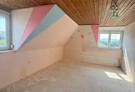 Sanierungsbedürftiges, großzügiges Zweifamilienhaus am ruhigen Ortsrand von Friedberg!