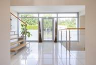 Villa voll unterkellert mit Poolhaus in absoluter Ruhelage