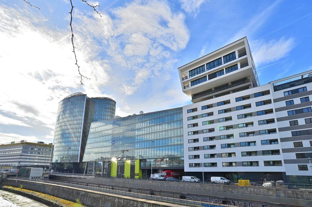 VIO PLAZA Living TOP 145 E10