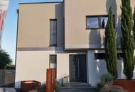 Exklusives Einfamilienhaus mit Pool, Doppelgarage & hochwertiger Ausstattung