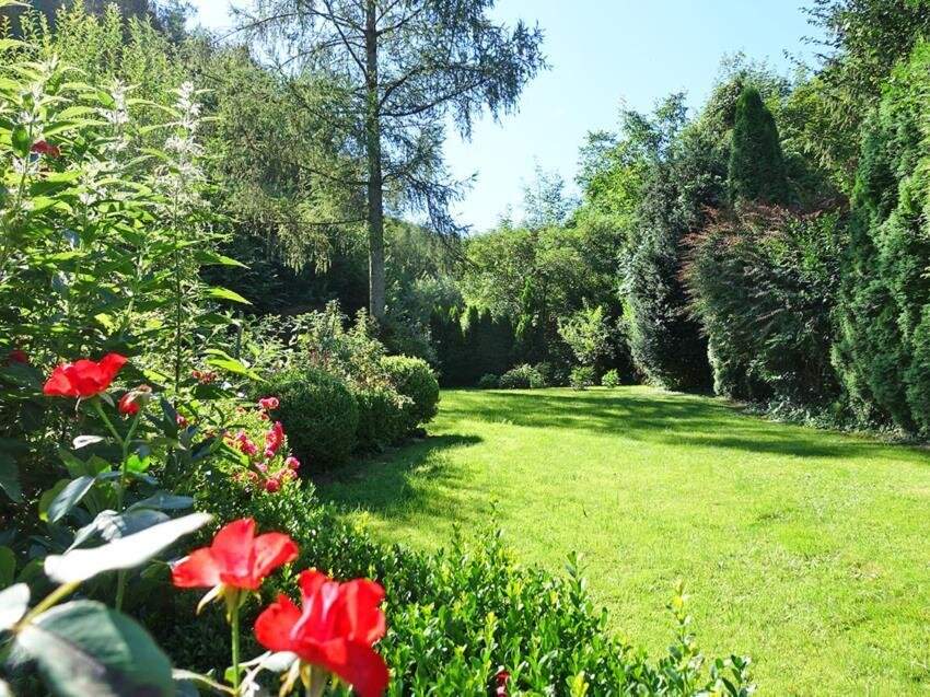 Für Naturliebhaber! Grundstück mit entzückendem Sommerhäuschen in Waldrandlage