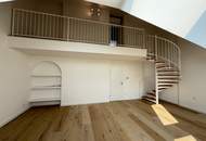 Wendeltreppe und Galerie