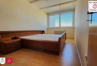 Außergewöhnlich gut erhaltene 3-Zimmer-Wohnung mit Loggia, Panoramablick und TOP-Anbindung