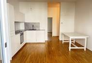 Wohnen mit Altbaucharme – neuwertig generalsaniert mit sonniger Loggia!