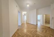 Stilvolle Altbauwohnung 232m² - 6 Zimmer - mit modernem Komfort in zentraler Lage