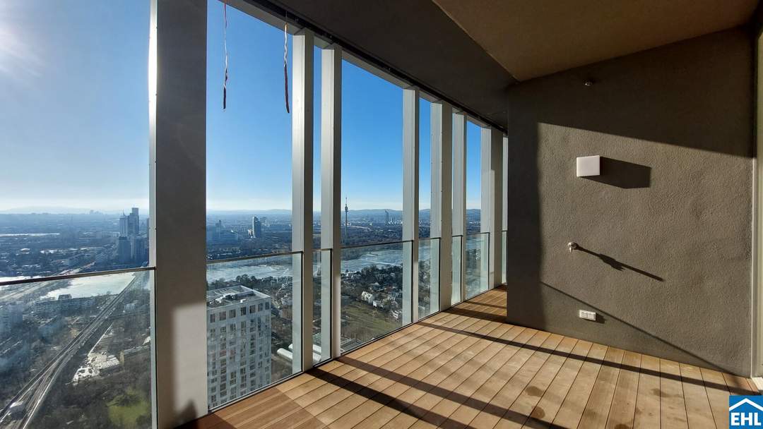 Exklusiver 3-Zi.-Erstbezug mit Sauna &amp; Skylineblick