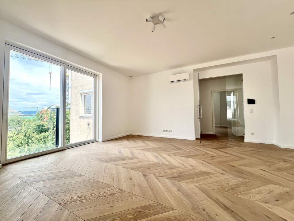 Dachwohnung der Extraklasse - Stilvoll mit großzügiger Freifläche