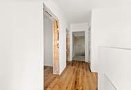 Neubau: Großzügige Doppelhaushälfte mit Garten & Doppelgarage - Top 3