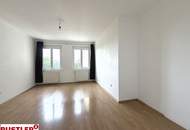 Attraktive Lage - Helle 3 Zimmer-Wohnung mit Loggia
