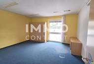 Büro- oder Praxisfläche mit 141 m² im Erdgeschoss mit Parkplätze vorm Objekt