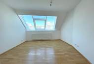 1030! Tolle 3-Zimmer DG-Wohnung mit sonniger Terrasse! Klimatisiert!