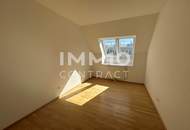 ERSTBEZUG - 4 Zimmer DG Wohnung mit Freifläche