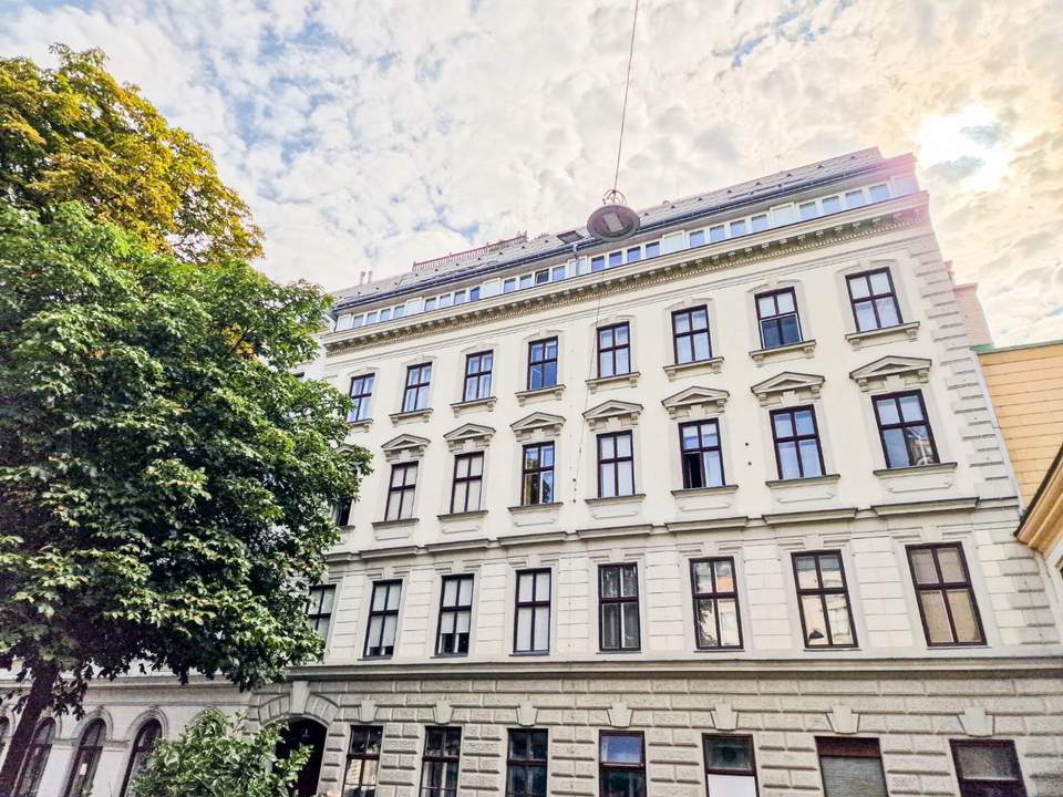 Altbaufläche zum selber gestalten beim Bennoplatz