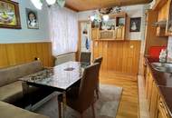 Gepflegtes Einfamilienhaus auf 667 m² Grund!