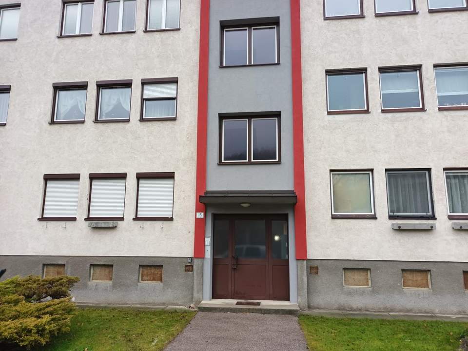 Helle 4-Zimmer-Wohnung im 3. OG, in beliebter Wohnlage - Grüne Insel