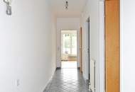Südseitige 2 Zimmer-Wohnung mit Loggia inkl. PKW-Stellplatz