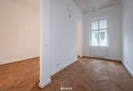 Sanierter Altbau mit modernem Neubau