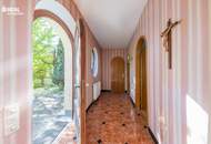 Platz trifft Potenzial – Wohnhaus mit Innenhof und Doppelgarage