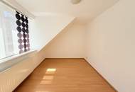 Charmante 3-Zimmer Dachgeschosswohnung mit Top-Anbindung an die Öffis