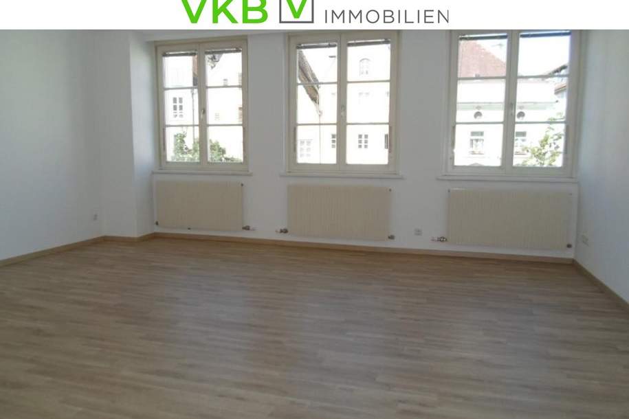 Altbau-Mietwohnung in Braunau, direkt am Stadtplatz - auch als Büro nutzbar !, Wohnung-miete, 1.019,04,€, 5280 Braunau am Inn