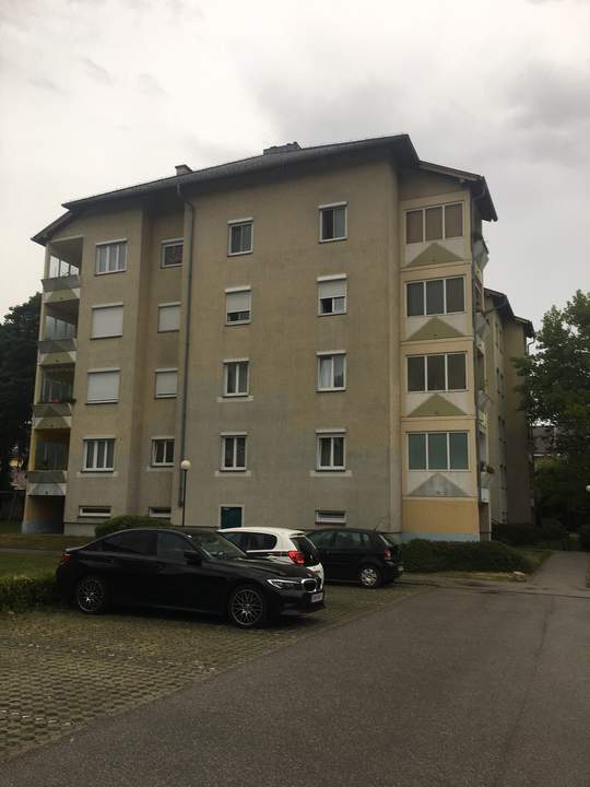 3-Zimmer-Wohnung beim Schlosspark!