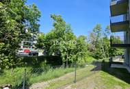 Südgarten in Ruhelage: Provisionsfreie 4-Zimmer-Wohnung, 2 Bädern, Eigengarten mit Grünblick