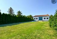 Charmantes Bauernhaus mit großem Grundstück, langgezogenem Hof, 2 Wohnungen und einem Swimmingpool