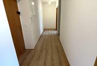Top sanierte &amp; neuwertige 2-Zimmer-Wohnung mit Loggia und Aufzug in Linz / Spallerhof / Hornikweg!